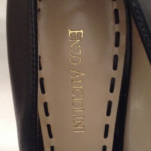 Enzo Angiolini Black Leather Platform Pumps - Picture 7 of 8